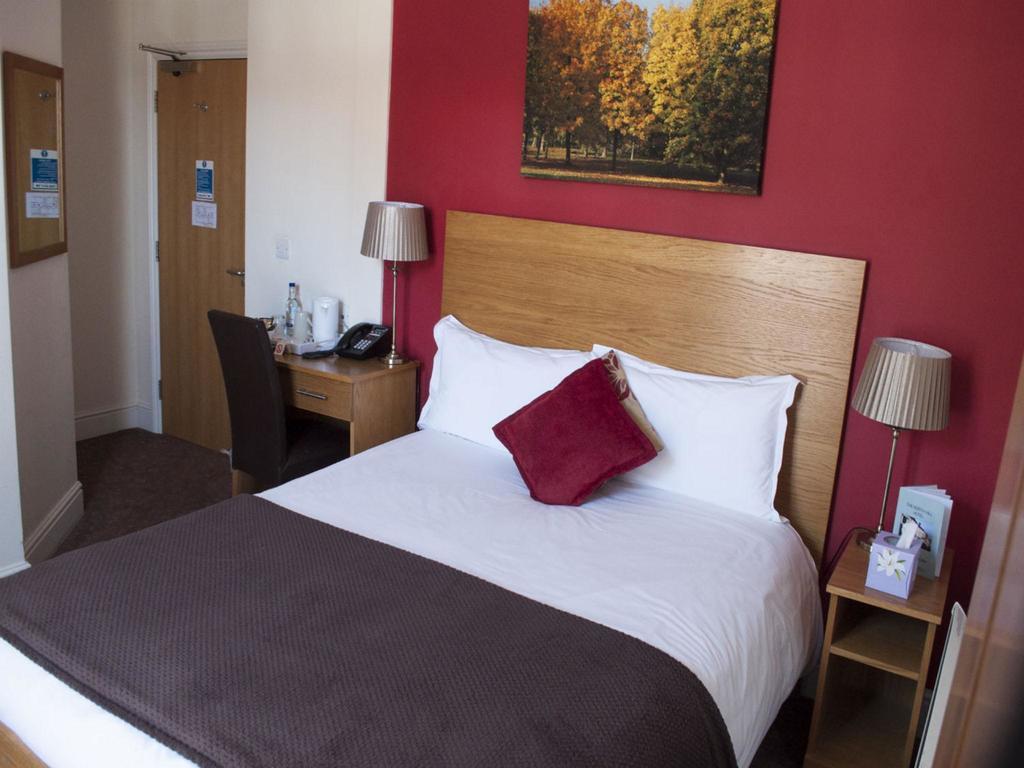 The North Hill Hotel Colchester Room photo